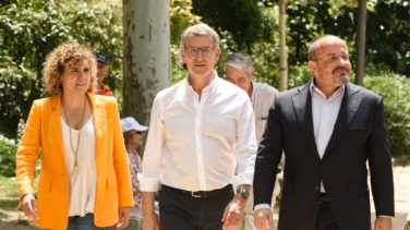 Génova sospecha que a Sánchez le conviene ahora un Govern Junts-ERC "y ya buscará una embajada para Illa"