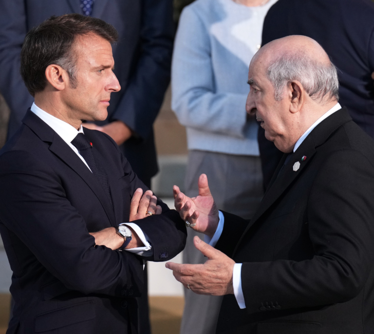 Argelia escenifica su crisis diplomática con Francia y retira a su embajador