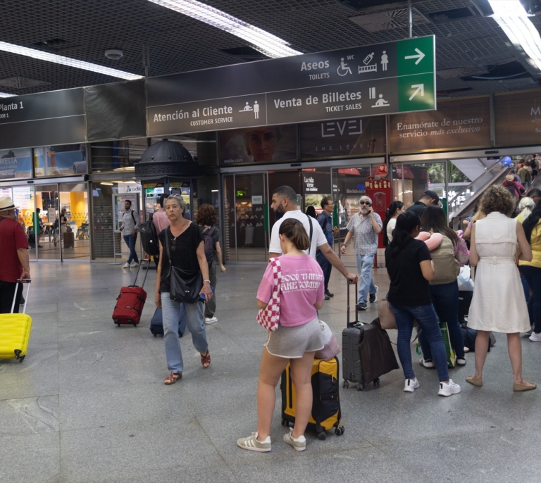 Renfe alcanza los 300.000 billetes vendidos a través del programa Verano Joven