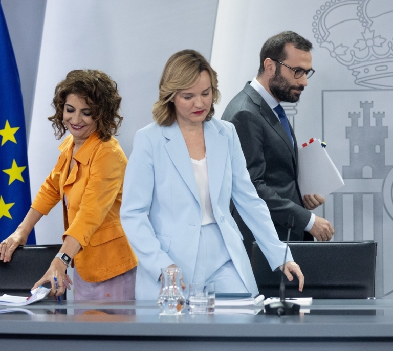 El Gobierno mejora la previsión de crecimiento de la economía al 2,4% en 2024 y al 2,2% para 2025