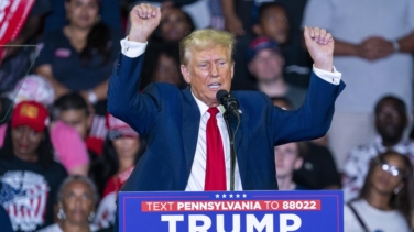 El Supremo de EEUU dice que Trump tiene inmunidad por sus actos oficiales pero puede ser juzgado por los no oficiales