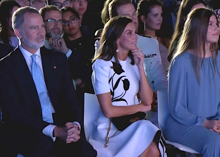 De las transparencias de Leonor a la devoción de Letizia: los detalles de los premios Princesa de Girona