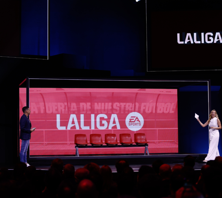 LALIGA y los clubes reafirman su compromiso por un fútbol libre de odio en su campaña de Navidad 2024