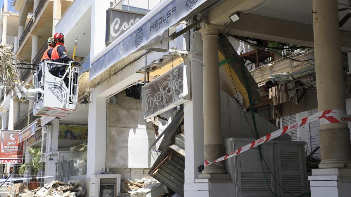 El Ayuntamiento de Palma ordena el cierre de la pizzería contigua al Medusa Beach, donde murieron 4 personas