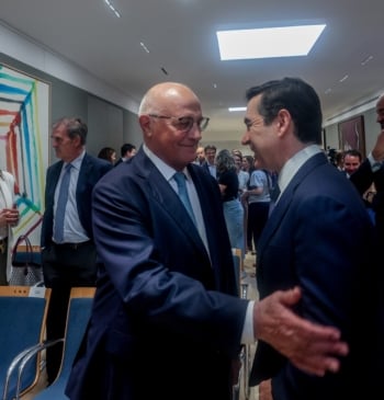 Competencia autoriza la OPA de BBVA sobre Sabadell con condiciones