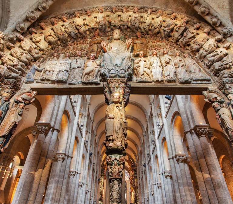 Santiago, entre lo divino y lo terrenal