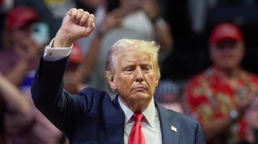 Trump sufre para dar la vuelta a una campaña enfocada en la edad de Biden
