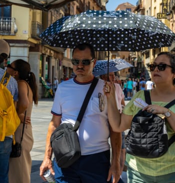 Alerta en diez comunidades por calor extremo, lluvias y tormentas, con picos [...]