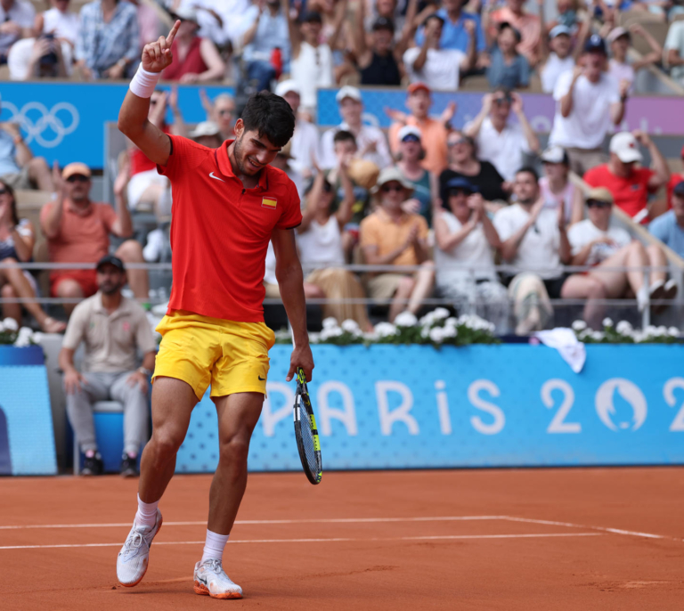 ¿A qué hora es la final de Alcaraz y  Djokovic en París?