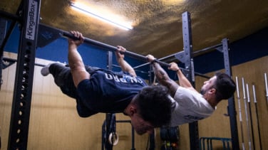 Fiebre por la calistenia, el gimnasio del pueblo: "Hay parques de barras gratis por todas partes"