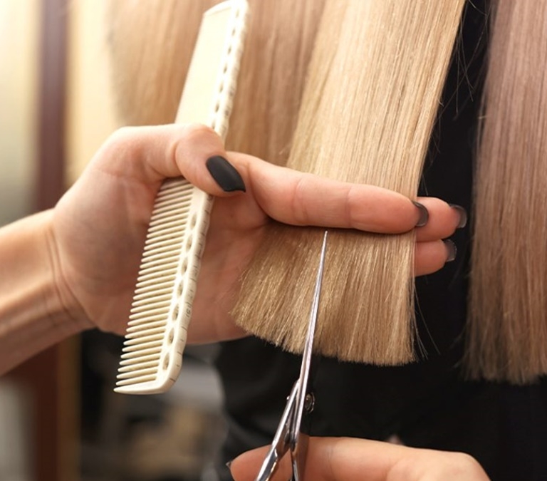 Cuándo es el mejor momento para cortarse el pelo según la luna