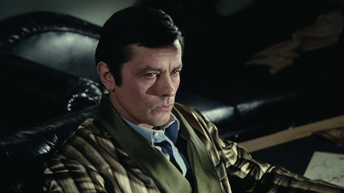 Alain Delon en una escena de 'El otro señor Klein'.