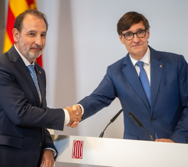 "Reaccionario", "homófobo", "del Opus"..., así recibe Podemos al consejero Espadaler y a la titular de Salud del Gobierno de Illa
