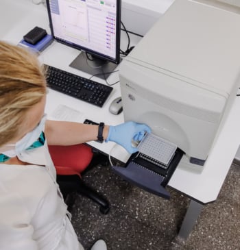 Nuevo brote de viruela del mono en Galicia: una sauna, el posible [...]