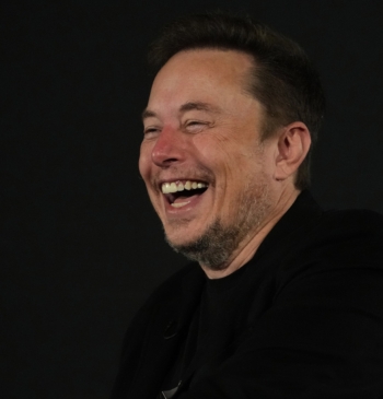 ¿Por qué Elon Musk podría convertirse en el primer trillonario del mundo [...]