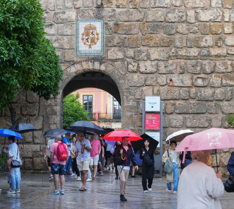 Siete comunidades, en alerta por tormentas