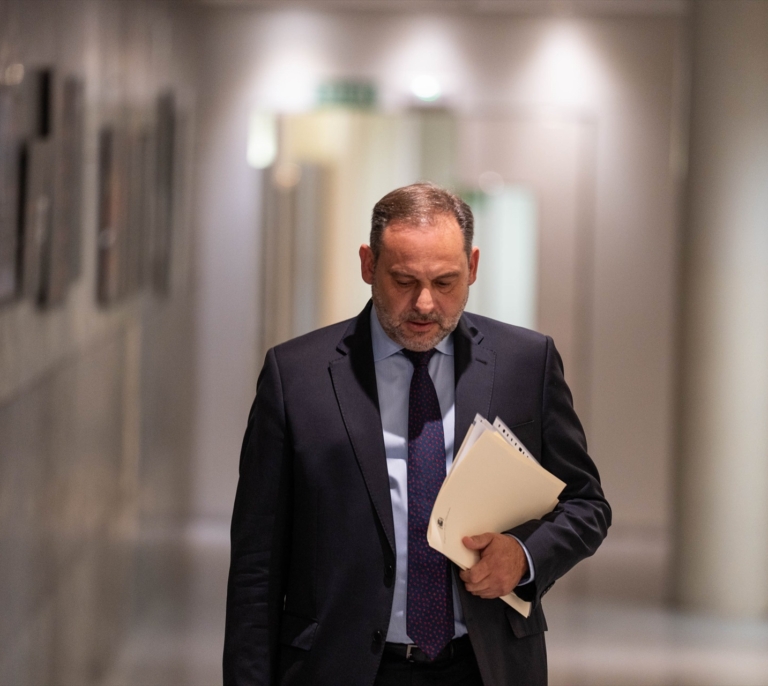 Ábalos: "¿Por qué no se hace una auditoría en el Ministerio de Sanidad o en el de Interior?"