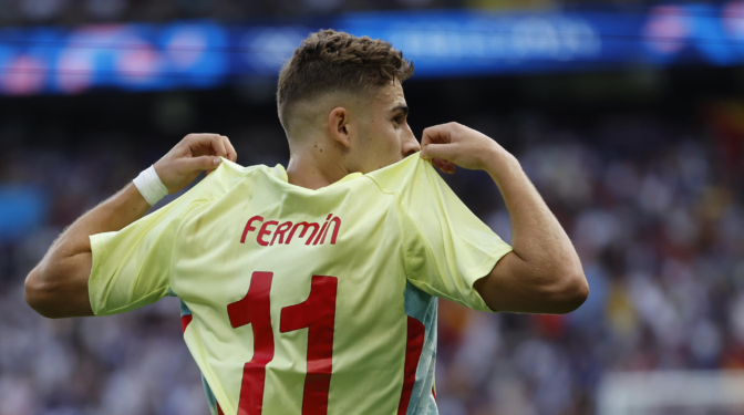 9 de agosto, San Fermín: la perla del fútbol mundial y Camello devuelven el oro a España 32 años después
