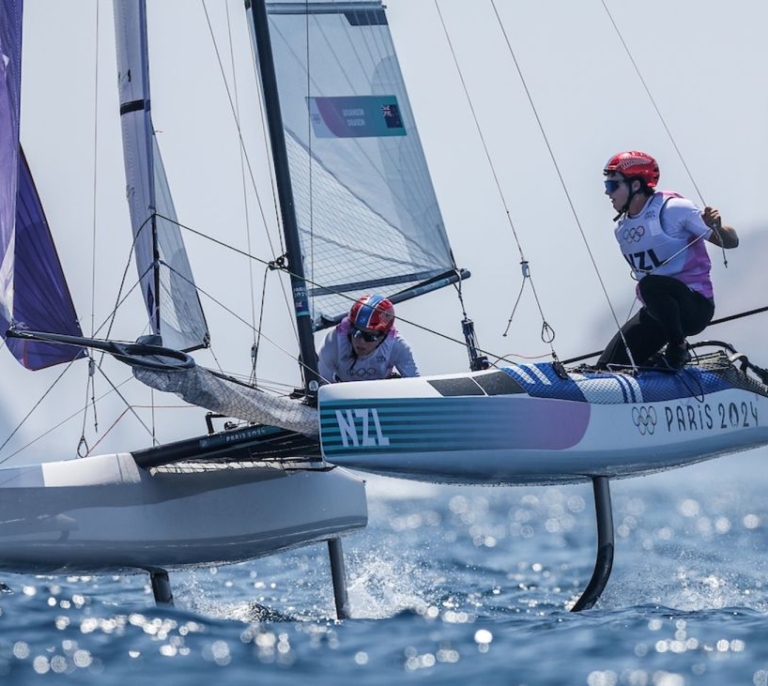 Los regatistas de la Louis Vuitton 37ª America's Cup triunfan en los Juegos Olímpicos de París