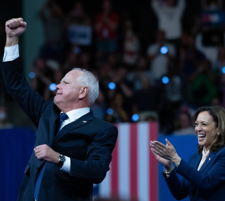 Tim Walz: diez curiosidades sobre el aspirante a vicepresidente con Kamala Harris
