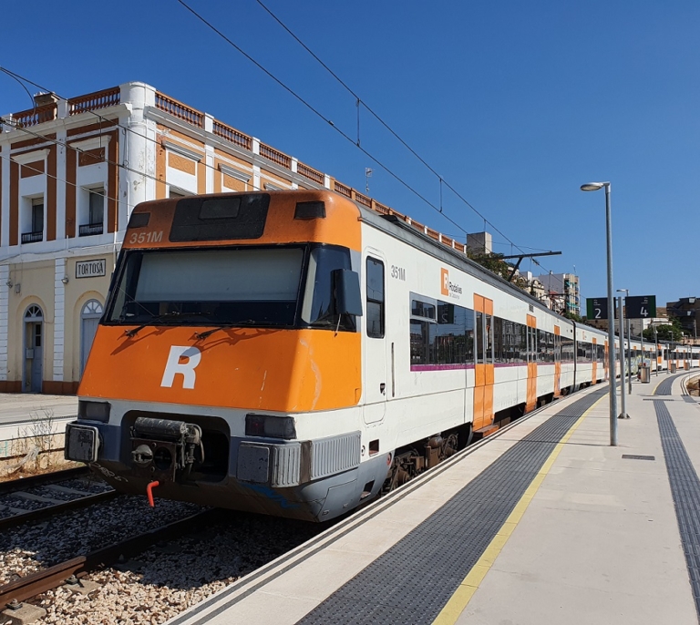 El Gobierno dará a Cataluña un 35% de los nuevos trenes de cercanías de Renfe