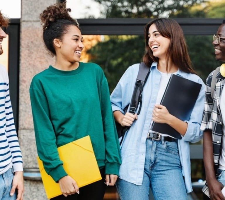 Ahorra al máximo en la Vuelta al Cole con AliExpress: hasta 70% de descuento en los mejore productos