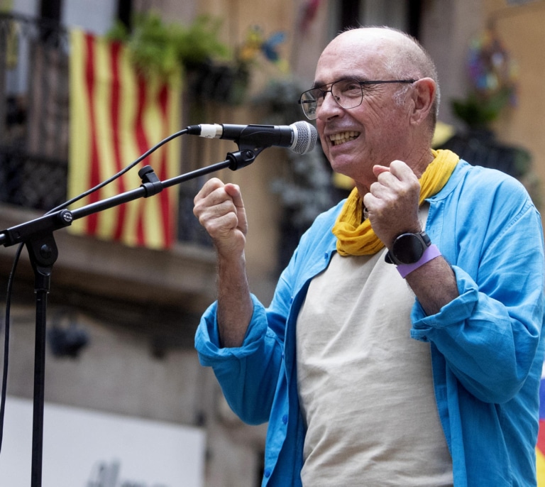 Lluís Llach tacha a Illa de "parafascista y pseudofranquista"