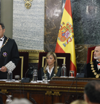 Críticas en la cúpula judicial por el fiscal general, procesado: "Sólo la [...]
