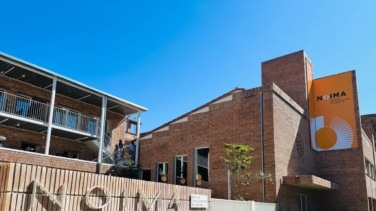 La escuela de nuevas oportunidades de la Garrotxa estrena sede en Olot reivindicando reconocimiento y financiación estables