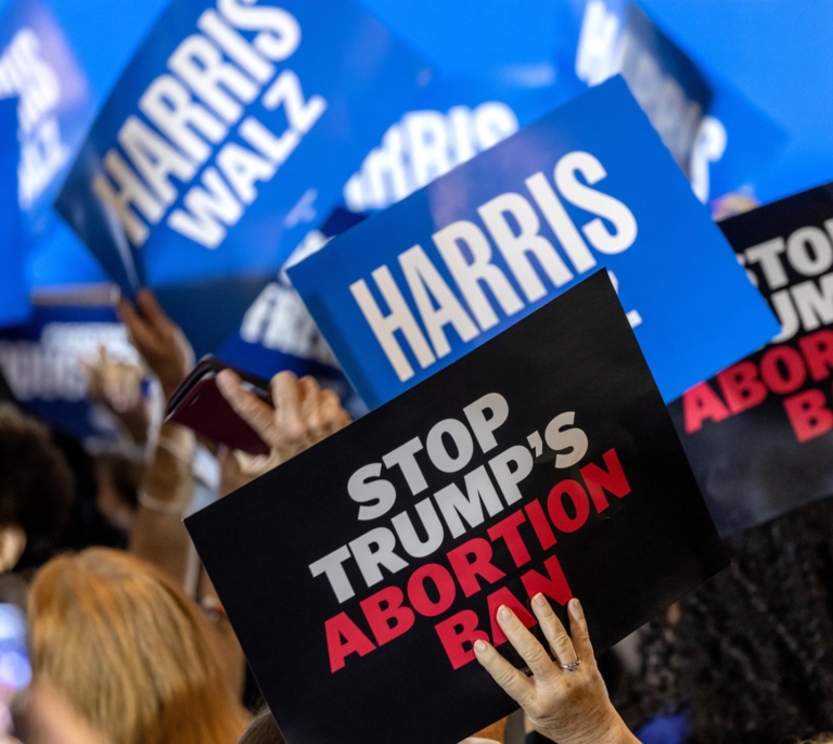 El aborto se convierte en un tema central de la campaña en EEUU