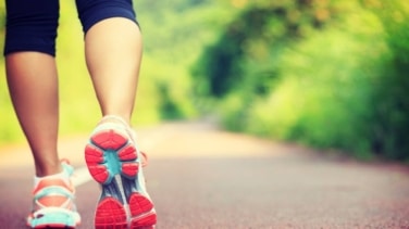 Los motivos por los que deberías salir a caminar 30 minutos a diario por la mañana