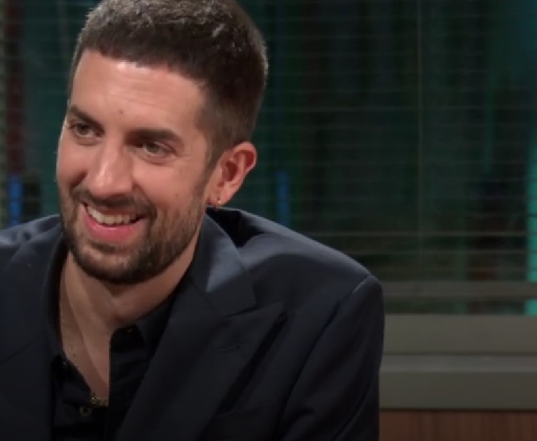 El estreno de David Broncano: "No me ha puesto aquí Pedro Sánchez como si fuera el tonto del pueblo"