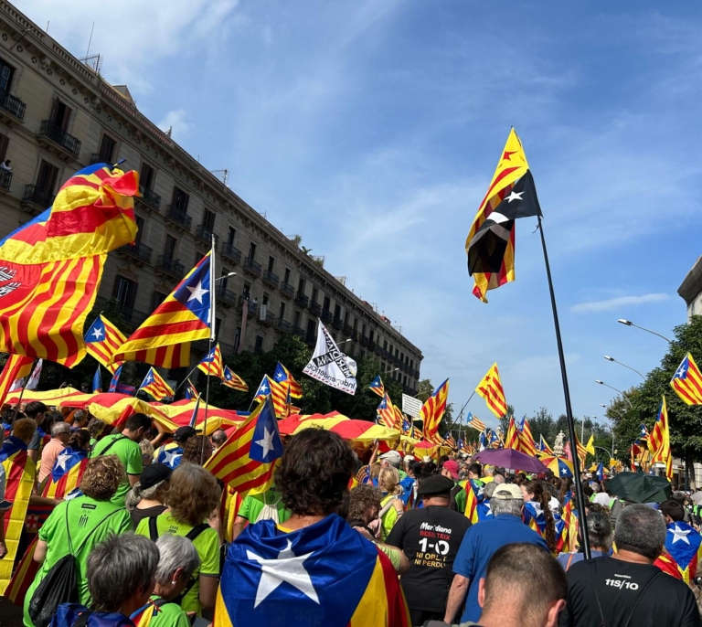 El independentismo se desfonda con 60.000 personas en Barcelona y un discurso anti partidos