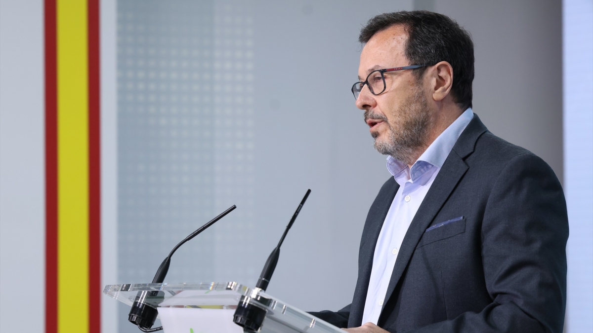 El portavoz de Vox, José Antonio Fúster, en una comparecencia desde la sede nacional, este lunes