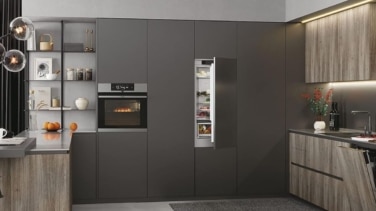 Precio de la luz hoy, 21 de febrero de 2025: esto consume el horno de tu casa