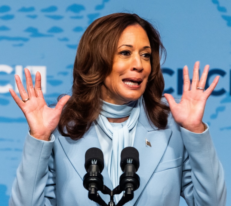 Kamala Harris desvela ante Oprah Winfrey que tiene un arma y que disparará a quien entre en su casa