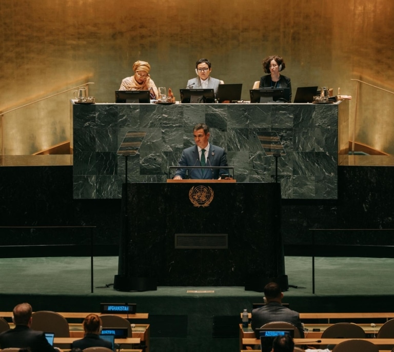 Sánchez pide ante la ONU trabajar por la regeneración democrática: "El mundo se enfrenta a un riesgo real de retroceso"