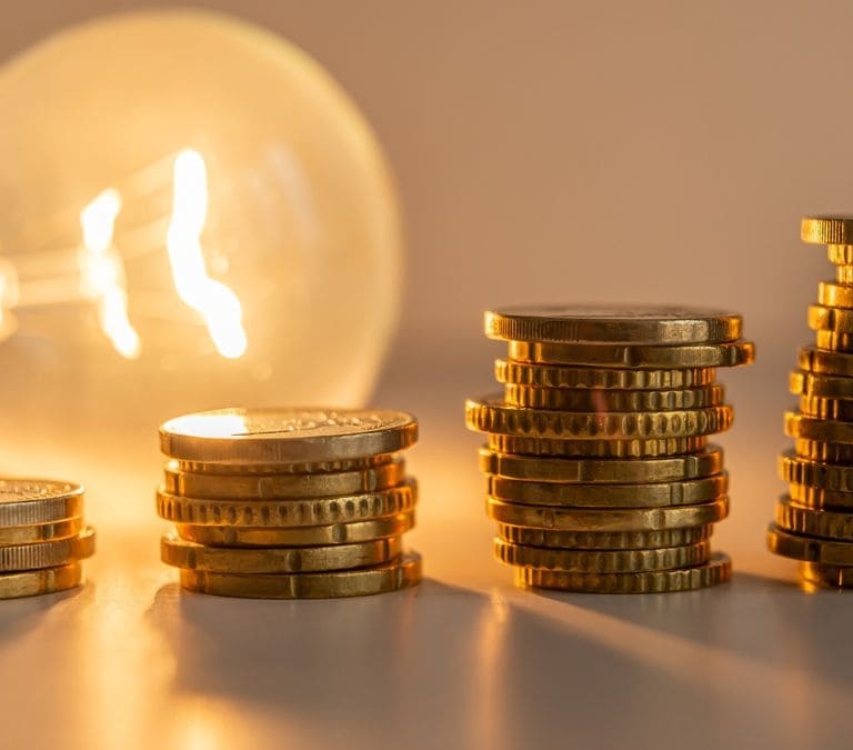Precio de la luz hoy, 4 de marzo de 2025: esta es la hora más barata y más cara del día