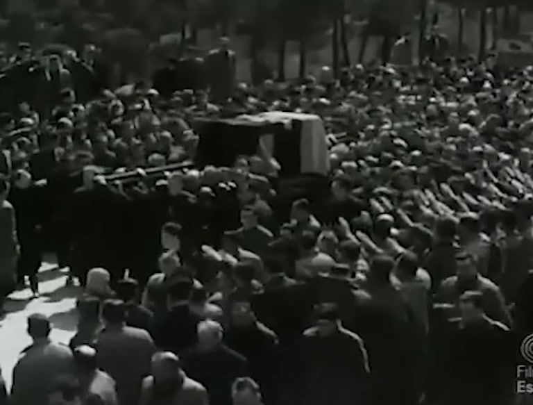 467 kilómetros a pie, el cortejo funerario que resucitó a José Antonio y la Falange