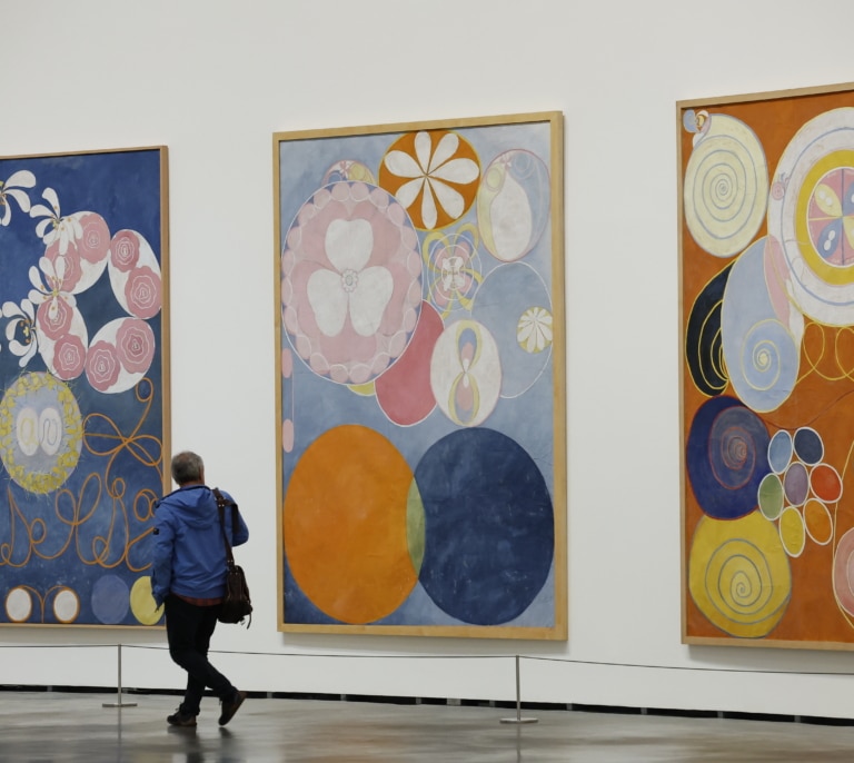Hilma af Klint, la artista a la que susurraban los espíritus