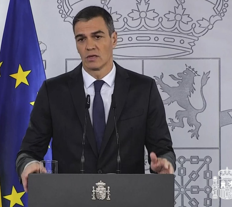Sánchez garantiza "todos los recursos del Estado" y "si hace falta de la UE" para ayudar a los afectados por la DANA