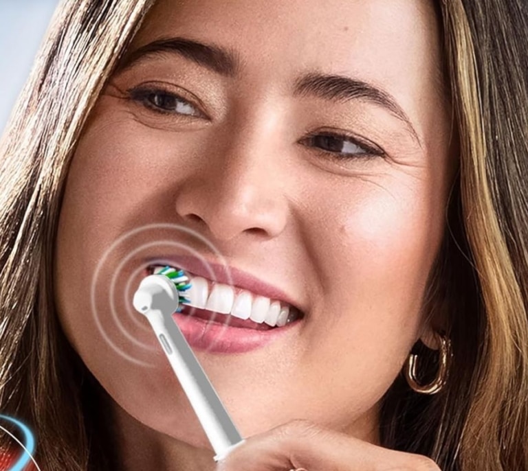 El cepillo de dientes eléctrico de Oral-B más recomendado por dentistas en España está tirado de precio en Amazon