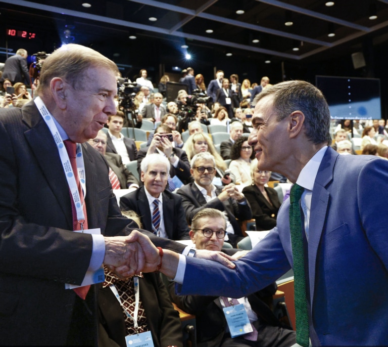 'Desvenezuelizar' la acción exterior española