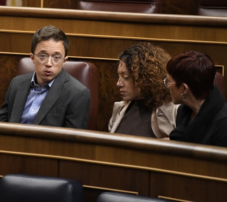 La salida de Errejón abre un pulso entre los socios de Sumar por llevarse la portavocía del Congreso
