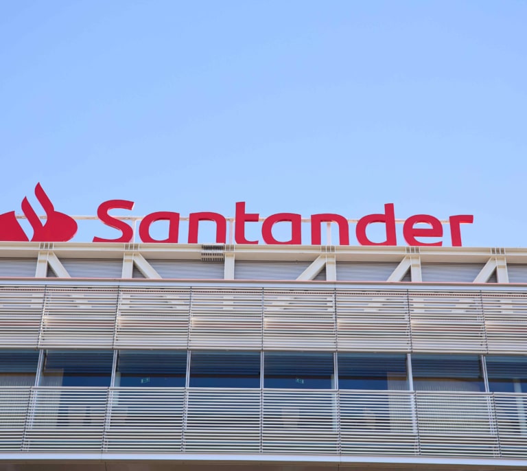 Santander logra un beneficio récord de 3.402 millones en el primer trimestre, un 19% más