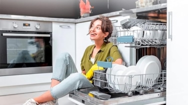 Chollazo en Amazon: este lavavajillas Midea ahora puede ser tuyo con más de 100 euros de descuento