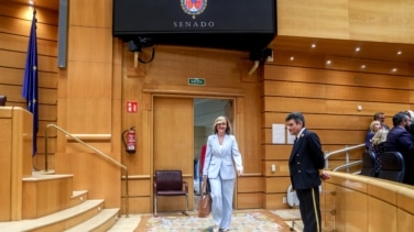 Begoña y Pilar Alegría sin plumas (y Sánchez sin fachosfera)