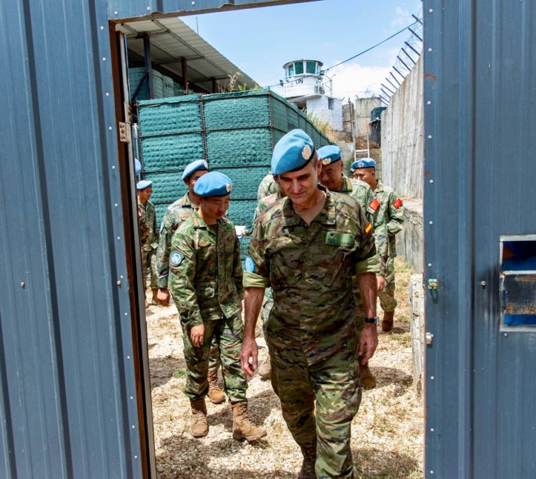 La misión de la ONU en el Líbano, con 650 militares españoles, avisa: la incursión de Israel tiene "un precio demasiado alto"