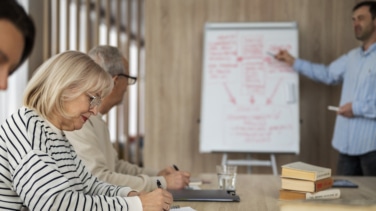 El compromiso de Banco Santander con la educación financiera pasa por sus empleados voluntarios