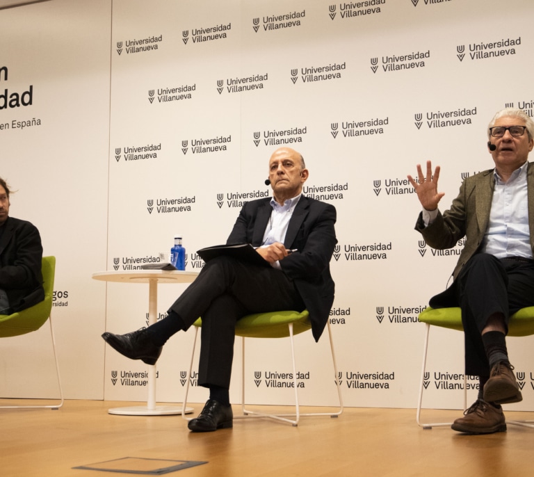 García-Abadillo: "Desde que Sánchez está en el Gobierno la propaganda ha sustituido a la política"